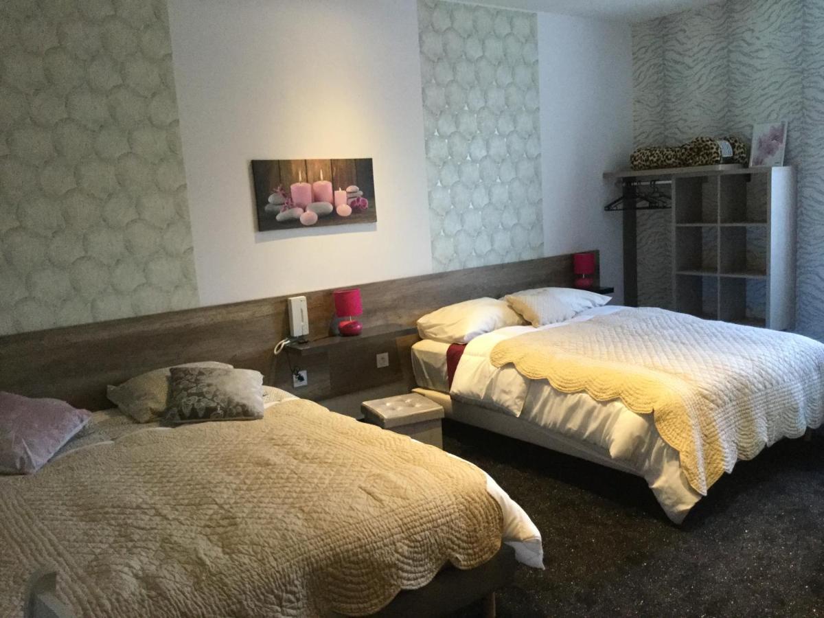 Hotel Le Kamelia Salles  Eksteriør bilde